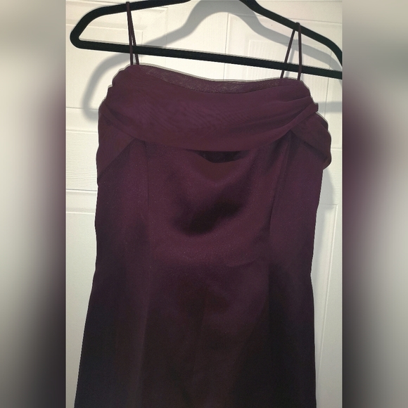 Prom or bridesmaid dress size 8 - Picture 2 of 10